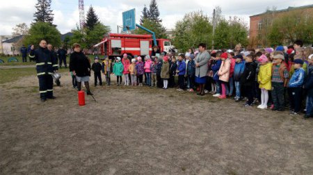 День цивільного захисту в Дубровицькій ЗОШ І-ІІІ ст№2